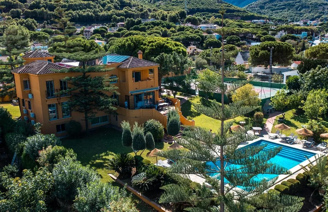Tess Villa La Favorita-1